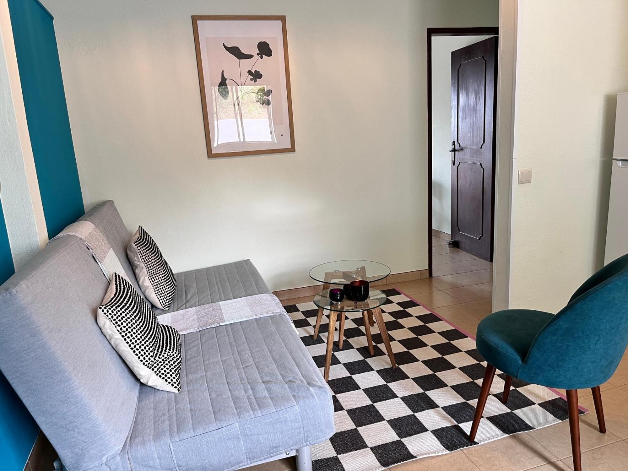 مونكاراباشو The Lemon Tree Villa الغرفة الصورة